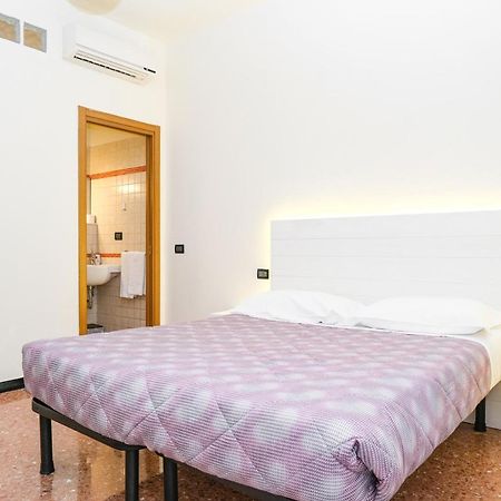 Lia Rooms 3 Специя Екстериор снимка